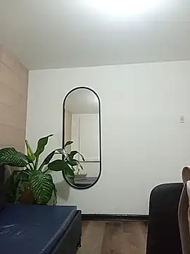 Snapshot of Karito-28 chatting on October 18, 2025, 1:12 pm Karito-28 online show from October 18, 2025, 1:12 pm