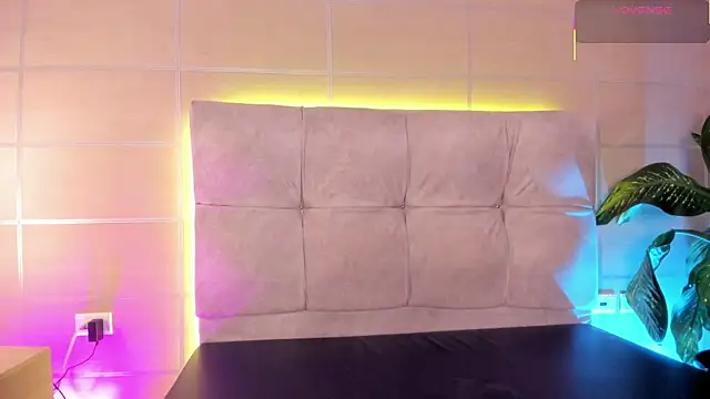 Snapshot of Karito-28 chatting on October 25, 2025, 11:40 am Karito-28 online show from October 25, 2025, 11:40 am