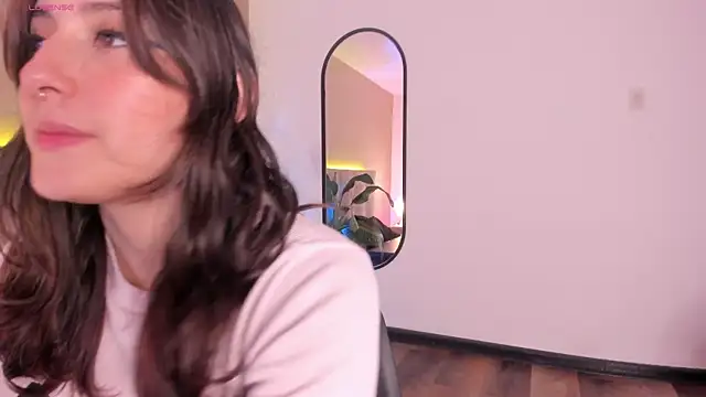 Snapshot of Karito-28 chatting on November 12, 2025, 12:05 pm Karito-28 online show from November 12, 2025, 12:05 pm