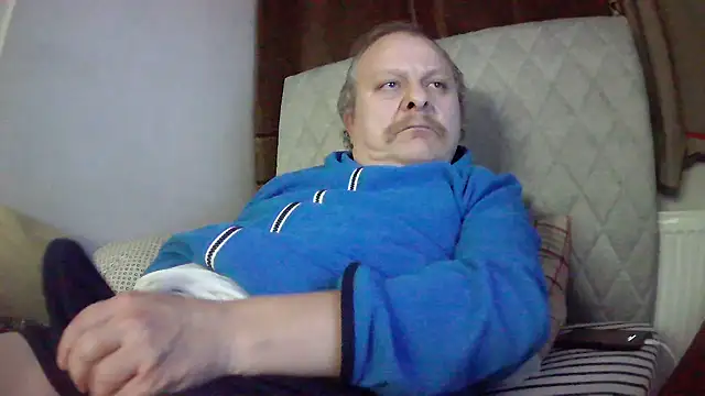 Snapshot of amylrmm1903 chatting on January 31, 2026, 7:56 pm amylrmm1903 online show from January 31, 2026, 7:56 pm