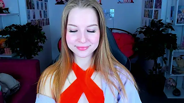 CuteMousee online show from December 24, 2024, 2:54 am