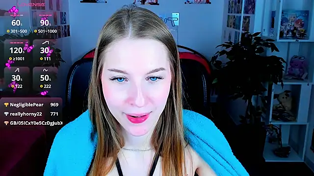 CuteMousee online show from January 23, 2025, 9:29 pm