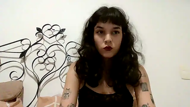 Snapshot of kimmykink chatting on October 14, 2025, 11:49 pm kimmykink online show from October 14, 2025, 11:49 pm