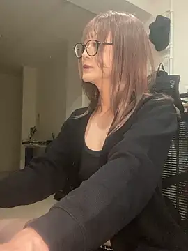 mel  mel online show from October 1, 2025, 8:53 am