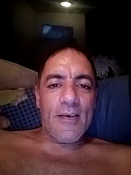 Snapshot of ELMOTHEFUCKER69 chatting on September 15, 2025, 9:31 am ELMOTHEFUCKER69 online show from September 15, 2025, 9:31 am