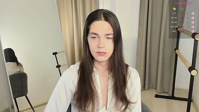 Snapshot of Alfreda_Mills chatting on November 6, 2025, 10:38 am Alfreda Mills online show from November 6, 2025, 10:38 am