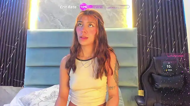 Snapshot of MelodiLovee_ chatting on October 23, 2025, 12:26 pm MelodiLovee online show from October 23, 2025, 12:26 pm