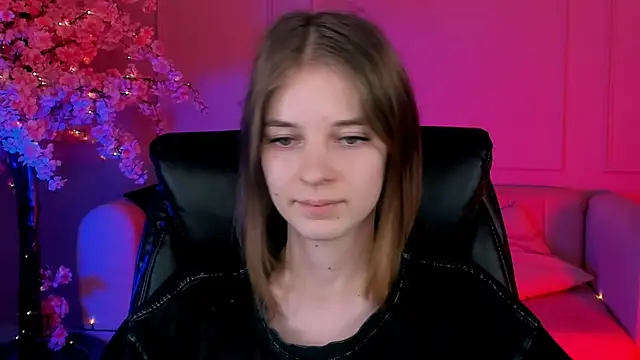 TinaDavil online show from December 25, 2024, 7:24 pm