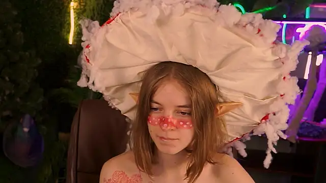 TinaDavil online show from January 17, 2025, 5:41 pm