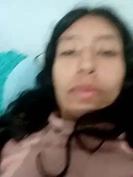 karolinee 66  online show from December 4, 2024, 5:16 am