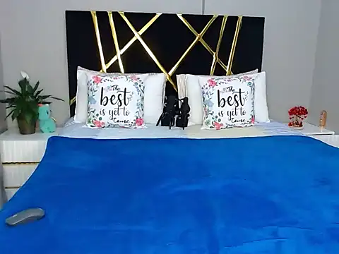 MissBigNipples online show from October 5, 2025, 10:29 pm