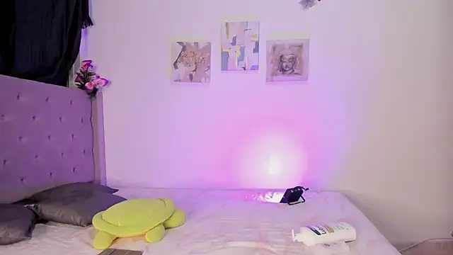 Snapshot of samara_jonness chatting on September 10, 2025, 3:39 am samara jonness online show from September 10, 2025, 3:39 am