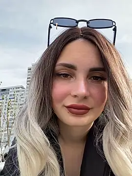 SandraCarter online show from March 15, 2025, 7:09 am