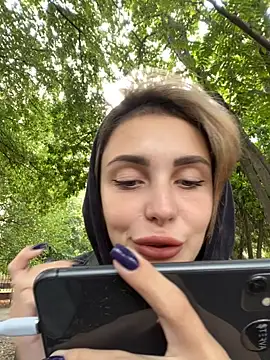 SandraCarter online show from September 19, 2025, 6:04 am