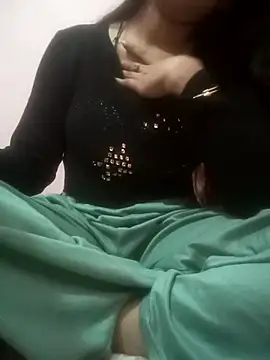 Snapshot of Sucking_baby chatting on October 13, 2025, 7:25 pm Sucking baby online show from October 13, 2025, 7:25 pm
