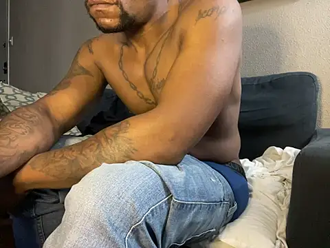 SexxyreddMale online show from December 28, 2024, 11:41 am