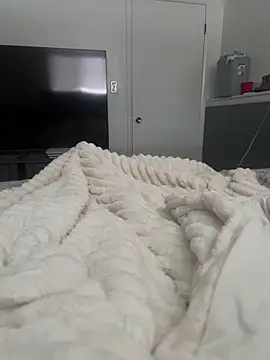 elperrinHN online show from February 17, 2025, 3:31 pm