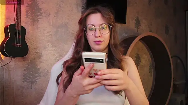 Snapshot of ms_allison_w chatting on January 17, 2026, 12:43 pm ms allison w online show from January 17, 2026, 12:43 pm