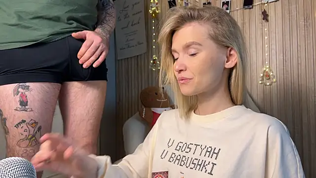 Snapshot of Adelovenick chatting on January 10, 2026, 7:54 am Adelovenick online show from January 10, 2026, 7:54 am