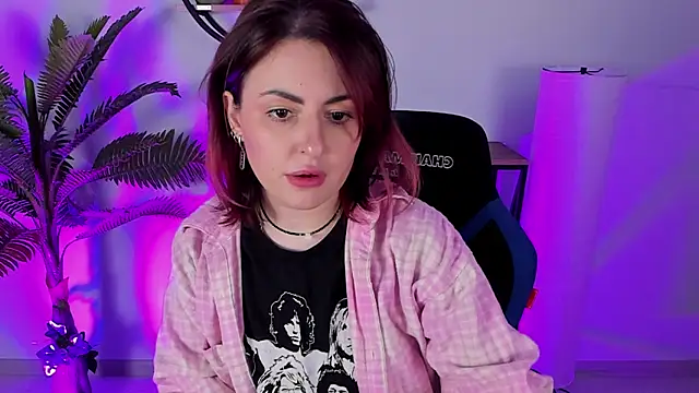 Lana  May online show from March 6, 2025, 12:09 pm