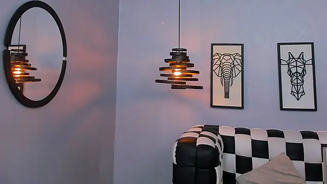 Snapshot of SARAFOXX_ chatting on December 11, 2024, 11:41 am SARAFOXX online show from December 11, 2024, 11:41 am