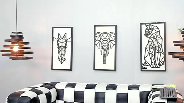 Snapshot of SARAFOXX_ chatting on January 28, 2025, 7:42 pm SARAFOXX online show from January 28, 2025, 7:42 pm