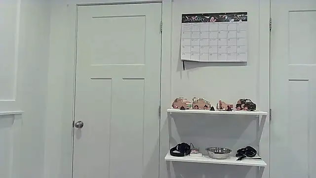 Snapshot of CherryWilde chatting on January 7, 2026, 3:36 pm CherryWilde online show from January 7, 2026, 3:36 pm