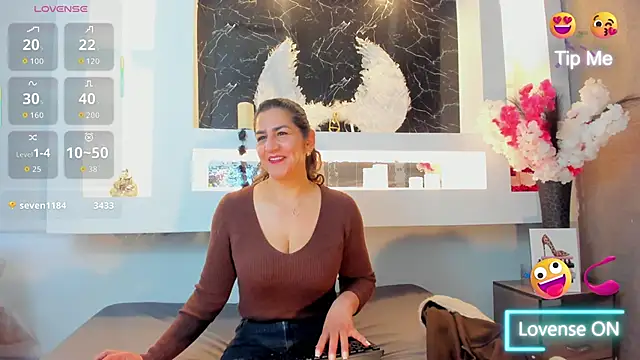 Snapshot of Cinthya_mjs chatting on September 10, 2025, 11:54 am Cinthya mjs online show from September 10, 2025, 11:54 am