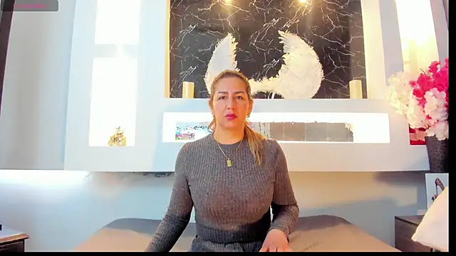 Snapshot of Cinthya_mjs chatting on January 6, 2026, 1:04 pm Cinthya mjs online show from January 6, 2026, 1:04 pm