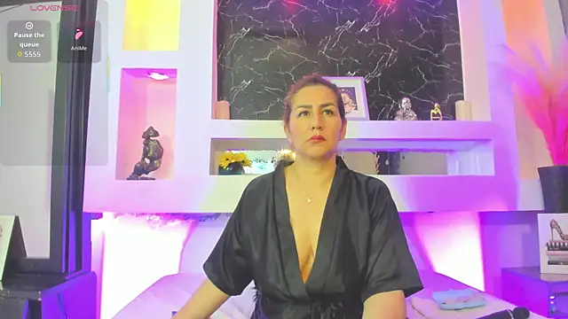 Snapshot of Cinthya_mjs chatting on February 5, 2026, 1:27 pm Cinthya mjs online show from February 5, 2026, 1:27 pm