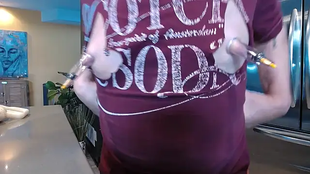 Toy-Daddy online show from November 27, 2025, 7:49 pm