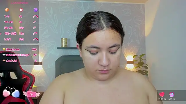 Snapshot of nadine_russo chatting on January 25, 2025, 10:28 pm nadine russo online show from January 25, 2025, 10:28 pm