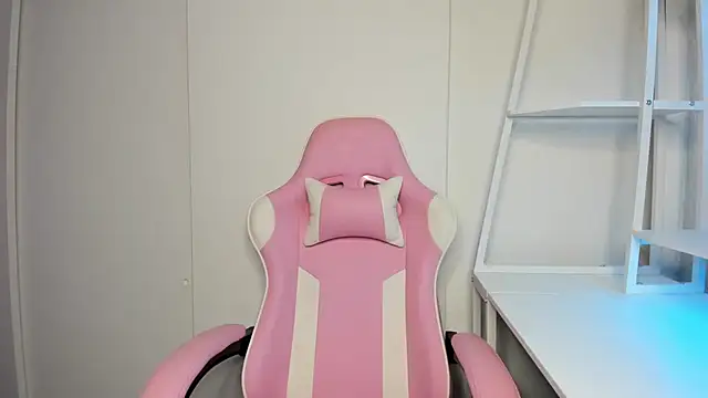 Snapshot of cedaya444 chatting on February 7, 2025, 5:31 am cedaya444 online show from February 7, 2025, 5:31 am