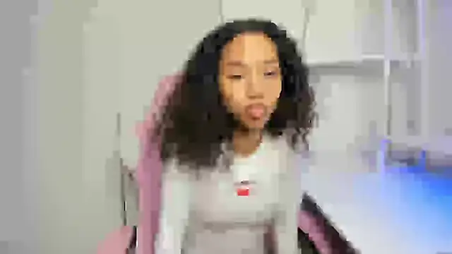 Snapshot of cedaya444 chatting on February 27, 2025, 5:45 am cedaya444 online show from February 27, 2025, 5:45 am