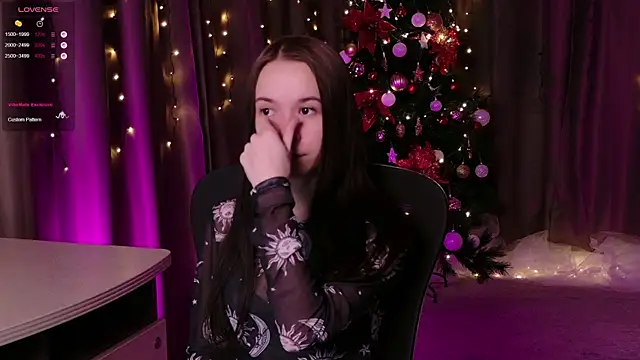 Snapshot of LilithStrangfor chatting on January 13, 2026, 9:31 pm LilithStrangfor online show from January 13, 2026, 9:31 pm