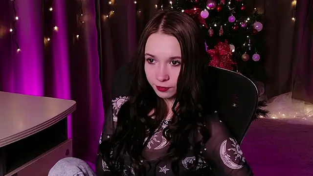 Snapshot of LilithStrangfor chatting on January 14, 2026, 9:37 am LilithStrangfor online show from January 14, 2026, 9:37 am