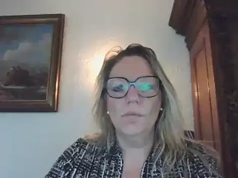 Snapshot of Silkesquirt chatting on February 24, 2025, 7:55 am Silkesquirt online show from February 24, 2025, 7:55 am