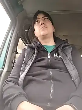 larylary6969 online show from December 3, 2025, 10:13 am