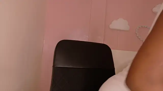 Snapshot of briannajackson_ chatting on November 11, 2025, 7:47 pm briannajackson online show from November 11, 2025, 7:47 pm