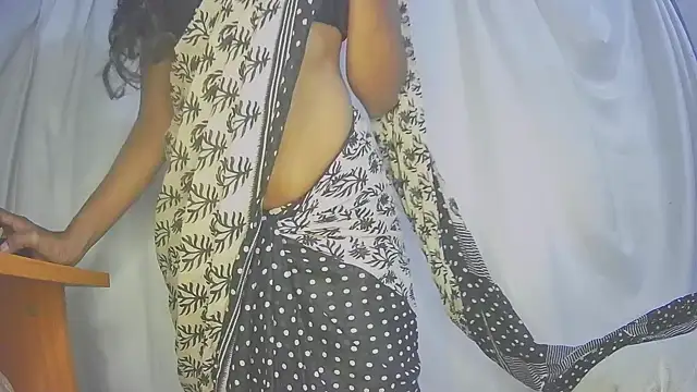 Snapshot of PerfectAhinsa chatting on January 14, 2026, 7:08 pm PerfectAhinsa online show from January 14, 2026, 7:08 pm