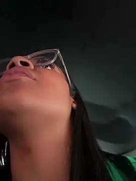 SussiSotto online show from December 15, 2024, 9:53 pm