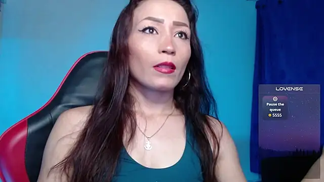 Sara-Guzman1 online show from February 1, 2026, 4:22 am