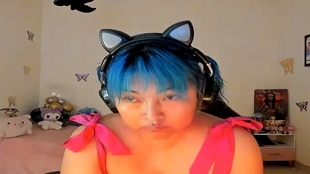 Snapshot of Shaddycute_ chatting on September 17, 2025, 12:07 pm Shaddycute online show from September 17, 2025, 12:07 pm