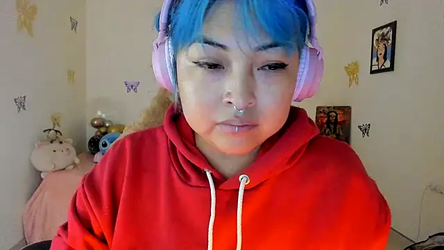 Snapshot of Shaddycute_ chatting on September 23, 2025, 12:30 pm Shaddycute online show from September 23, 2025, 12:30 pm