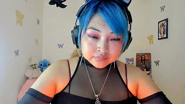 Snapshot of Shaddycute_ chatting on October 1, 2025, 9:10 pm Shaddycute online show from October 1, 2025, 9:10 pm