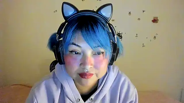 Snapshot of Shaddycute_ chatting on October 8, 2025, 2:53 am Shaddycute online show from October 8, 2025, 2:53 am