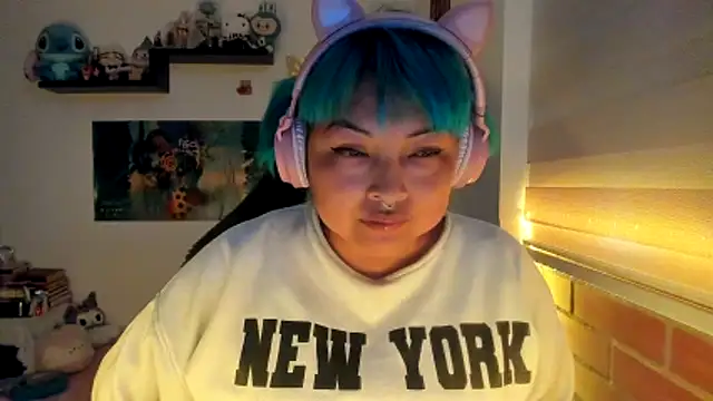 Snapshot of Shaddycute_ chatting on January 31, 2026, 7:11 pm Shaddycute online show from January 31, 2026, 7:11 pm