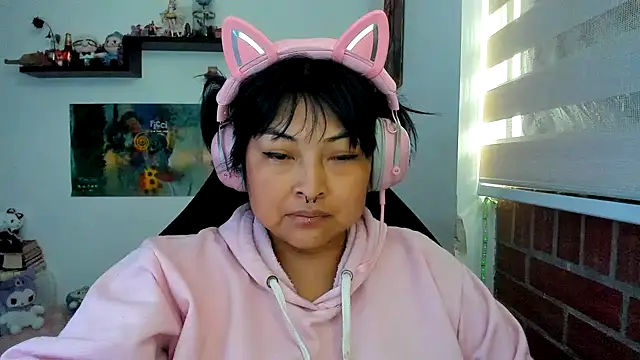 Snapshot of Shaddycute_ chatting on March 11, 2026, 12:11 pm Shaddycute online show from March 11, 2026, 12:11 pm