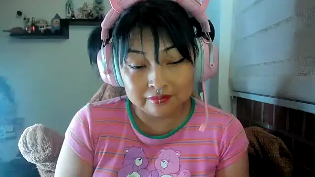 Snapshot of Shaddycute_ chatting on April 26, 2026, 1:53 pm Shaddycute online show from April 26, 2026, 1:53 pm