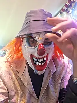 Snapshot of gettinit2wice chatting on January 8, 2026, 11:12 am gettinit2wice online show from January 8, 2026, 11:12 am